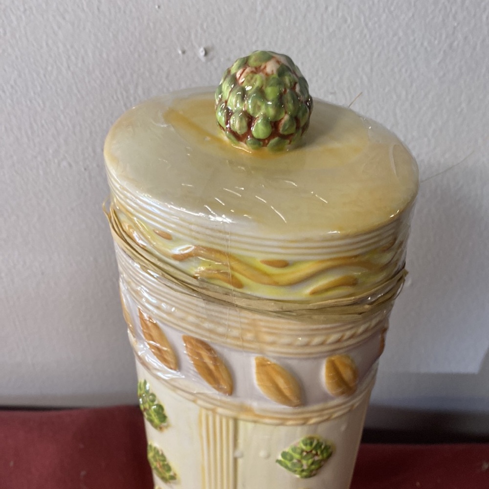 Ceramic pasta holder - Picture 5 of 6